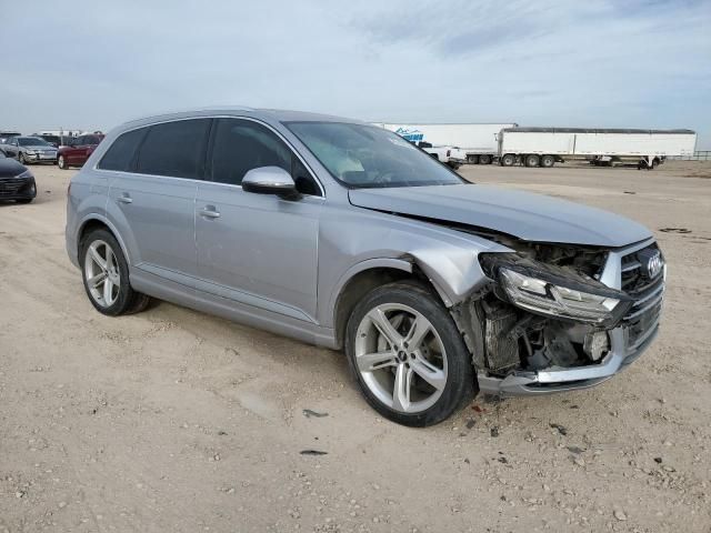 2019 Audi Q7 Prestige