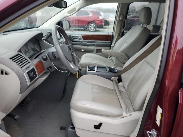 2009 Chrysler Town & Country Touring