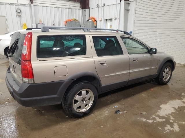 2004 Volvo XC70