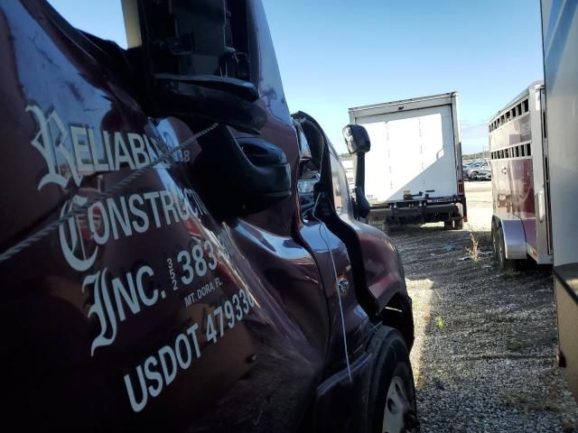 2010 Freightliner Cascadia 125