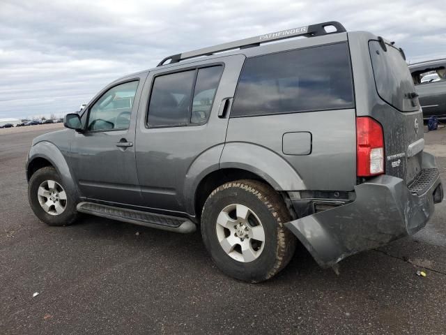 2005 Nissan Pathfinder LE