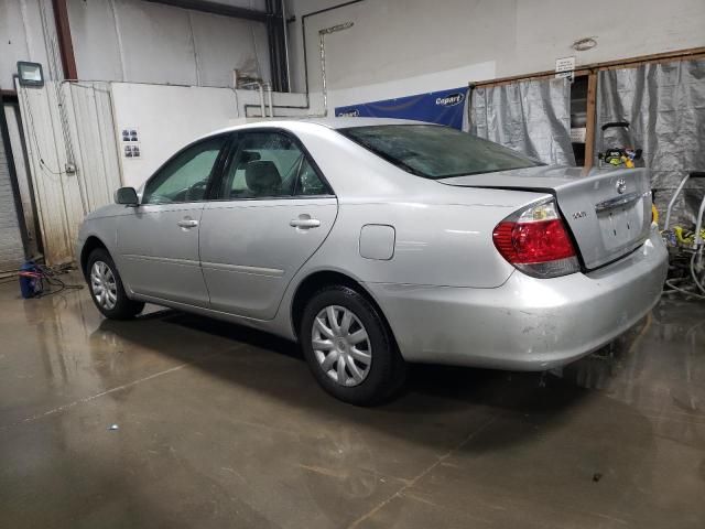 2005 Toyota Camry LE