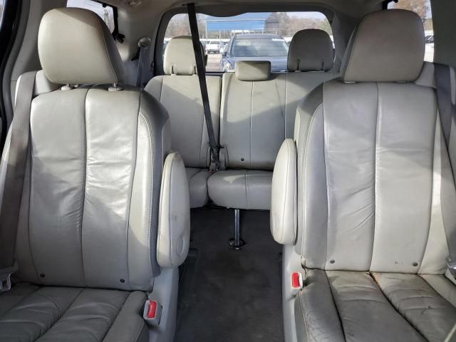 2011 Toyota Sienna XLE