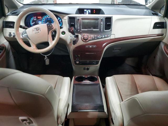 2014 Toyota Sienna XLE