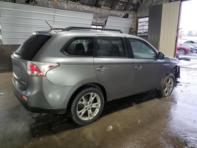 2014 Mitsubishi Outlander SE