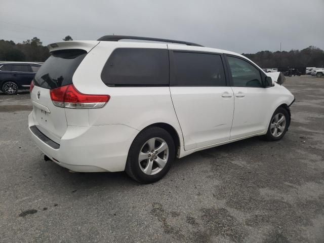 2012 Toyota Sienna LE