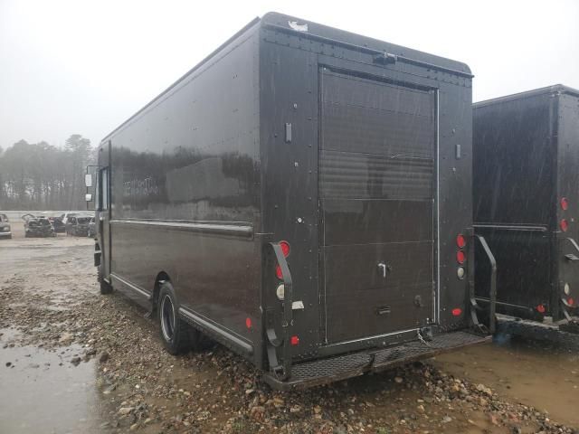 2009 Freightliner Chassis M Line WALK-IN Van