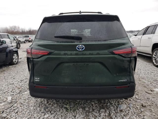 2021 Toyota Sienna XLE