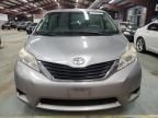 2013 Toyota Sienna LE