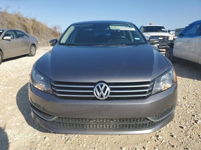 2014 Volkswagen Passat SE