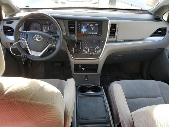 2015 Toyota Sienna LE