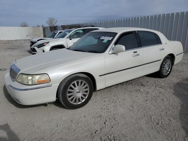 2003 Lincoln Town Car Executive