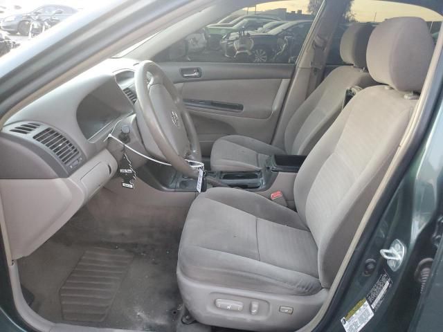 2005 Toyota Camry LE