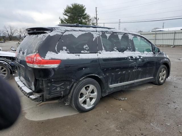 2012 Toyota Sienna LE