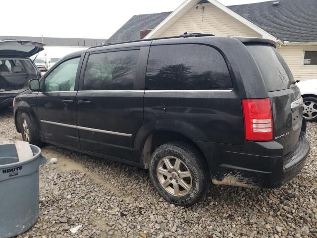 2010 Chrysler Town & Country Touring