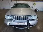 2004 Lincoln Town Car Ultimate