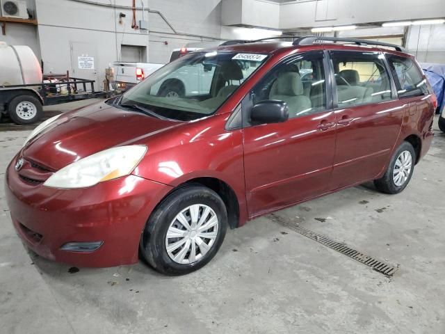 2009 Toyota Sienna CE