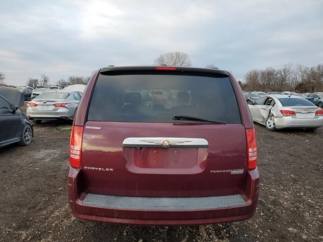 2009 Chrysler Town & Country Touring