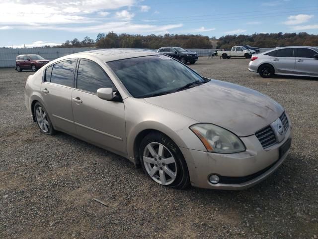 2005 Nissan Maxima SE