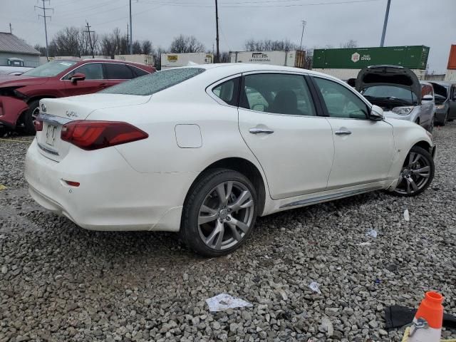 2016 Infiniti Q70 3.7