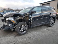 Lots with Bids for sale at auction: 2019 Toyota Highlander SE