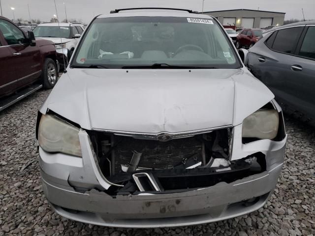 2008 Chrysler Town & Country Touring