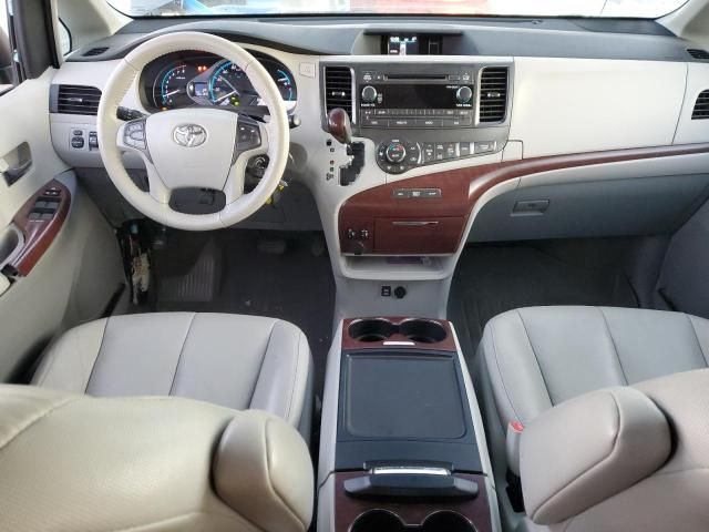 2014 Toyota Sienna XLE