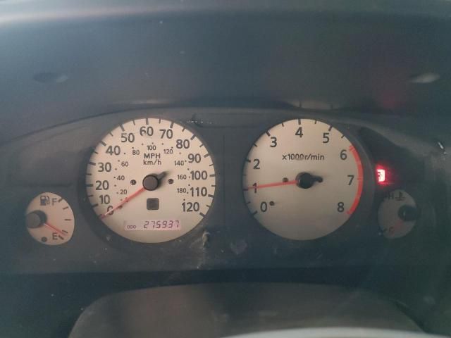 2000 Nissan Pathfinder LE