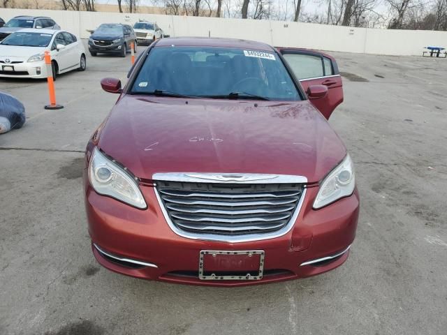 2013 Chrysler 200 Touring