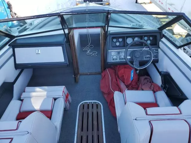 1989 Regal Boat