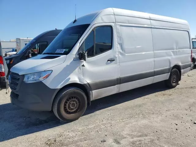 2021 Mercedes-Benz Sprinter 2500