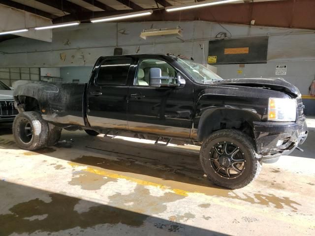 2014 Chevrolet Silverado K3500 LT