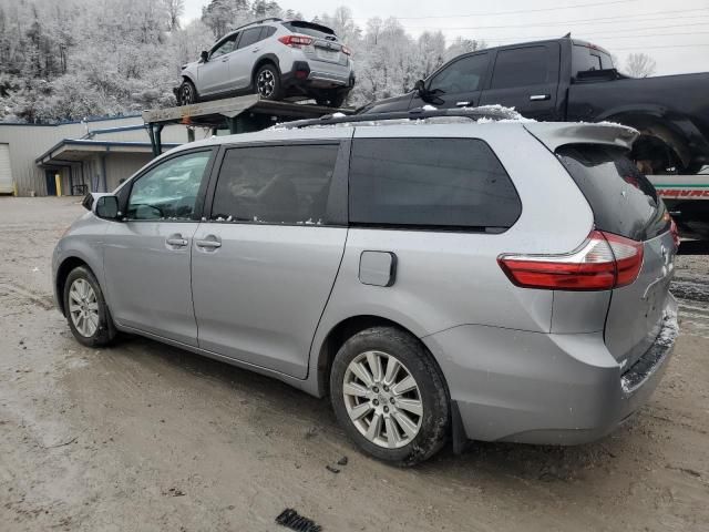 2017 Toyota Sienna LE