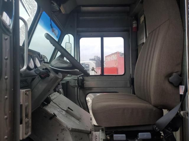 2009 Freightliner Chassis M Line WALK-IN Van