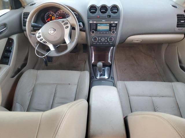 2010 Nissan Altima Base