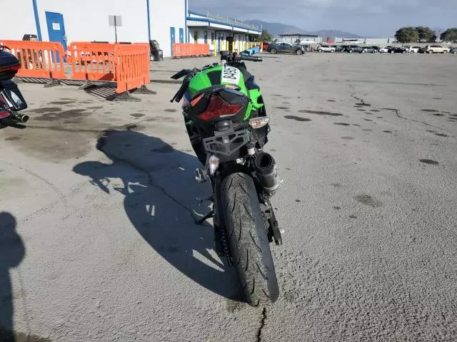 2018 Kawasaki EX400