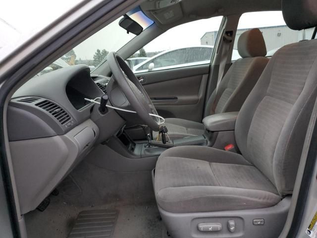 2005 Toyota Camry LE