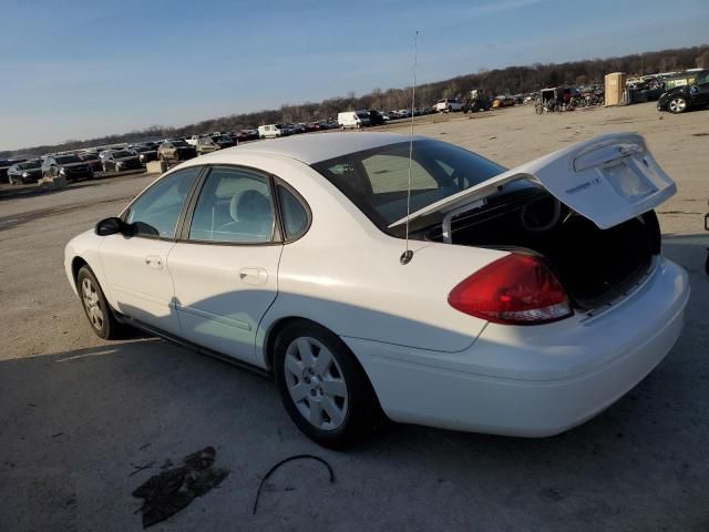 2004 Ford Taurus LX