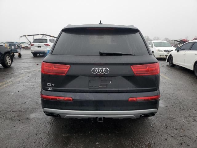 2019 Audi Q7 Premium Plus