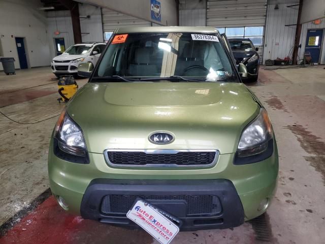 2010 KIA Soul +