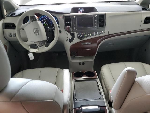 2012 Toyota Sienna XLE