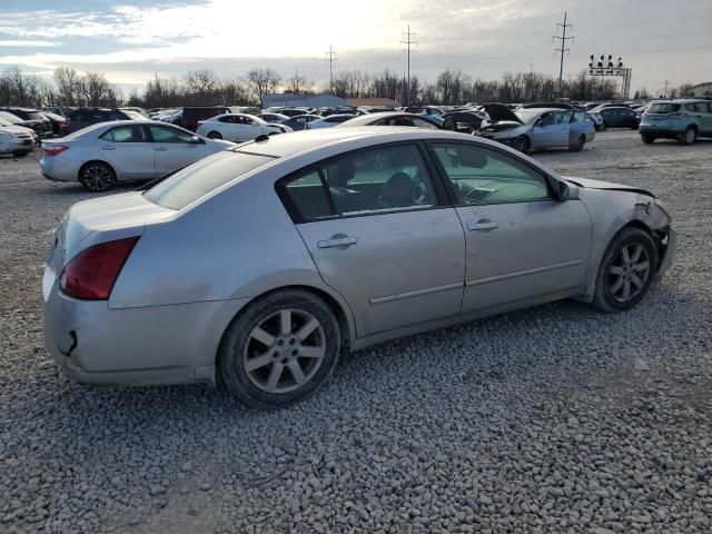 2004 Nissan Maxima SE