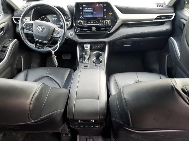 2021 Toyota Highlander XLE