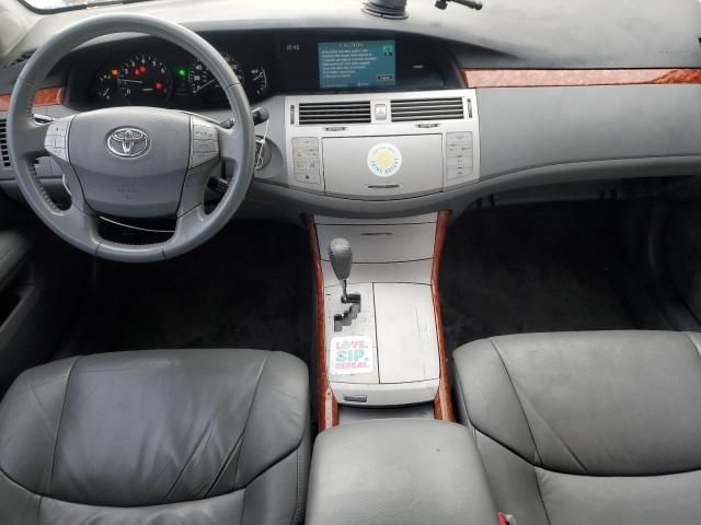 2005 Toyota Avalon XL