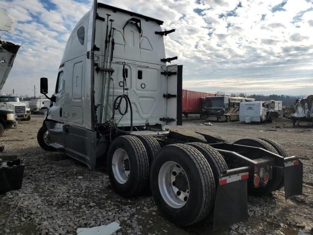 2016 Freightliner Cascadia 125