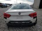 2015 Volkswagen Passat SE