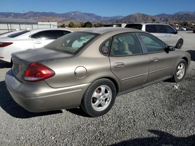 2005 Ford Taurus SE