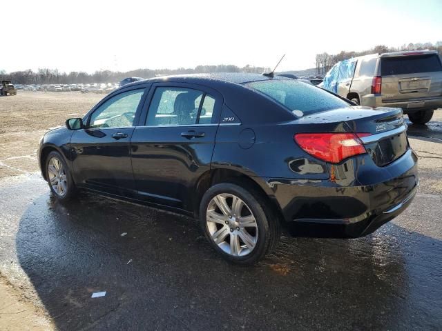 2013 Chrysler 200 Touring