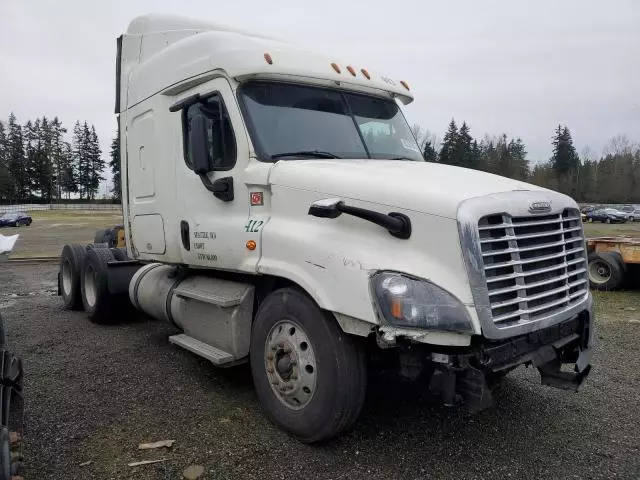 2017 Freightliner Cascadia 125