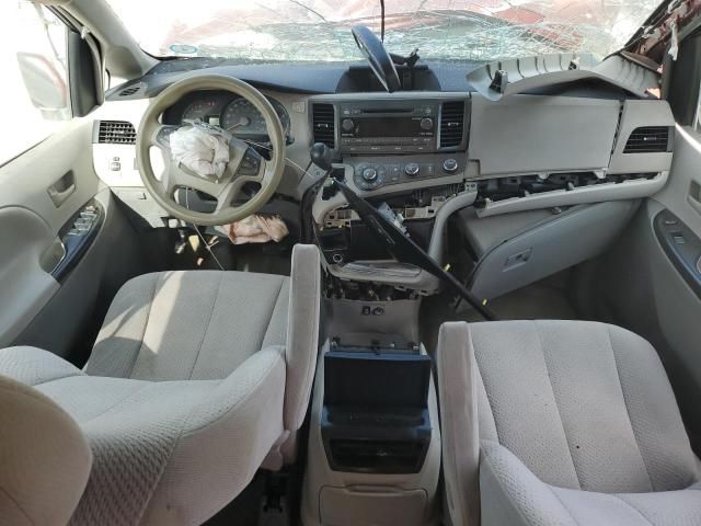 2012 Toyota Sienna LE